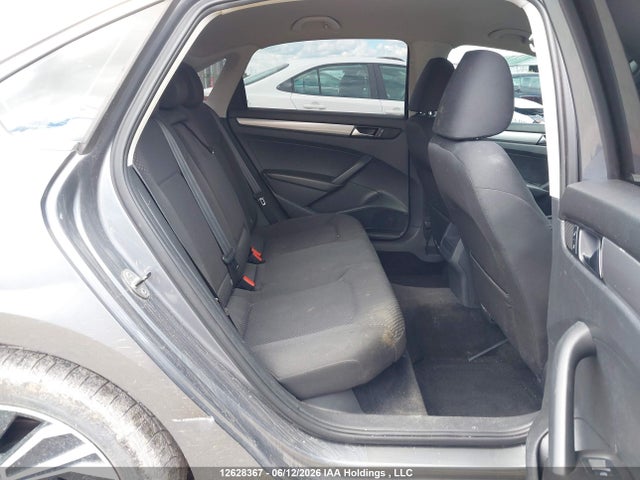 1VWAN7A3XEC113447 Volkswagen Passat