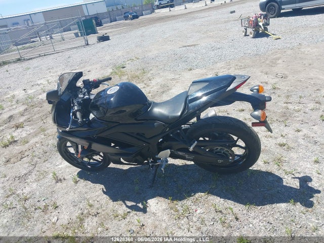 MH3RH18N8PK002357 Yamaha Yzfr3 A