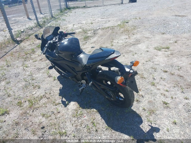 Yamaha Yzfr3 A 2023 MH3RH18N8PK002357 Image 3