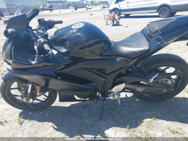 Yamaha Yzfr3 A 2023 MH3RH18N8PK002357 Image 9