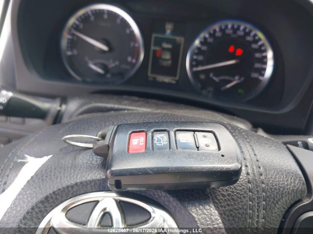2015 Toyota Highlander Limited/ltd Platinum მანქანა იყიდება აუქციონზე, vin: 5TDDKRFH8FS137478, აუქციონის ნომერი: 12628467