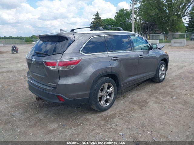 2015 Toyota Highlander Limited/ltd Platinum მანქანა იყიდება აუქციონზე, vin: 5TDDKRFH8FS137478, აუქციონის ნომერი: 12628467