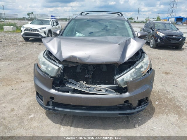 2015 Toyota Highlander Limited/ltd Platinum მანქანა იყიდება აუქციონზე, vin: 5TDDKRFH8FS137478, აუქციონის ნომერი: 12628467