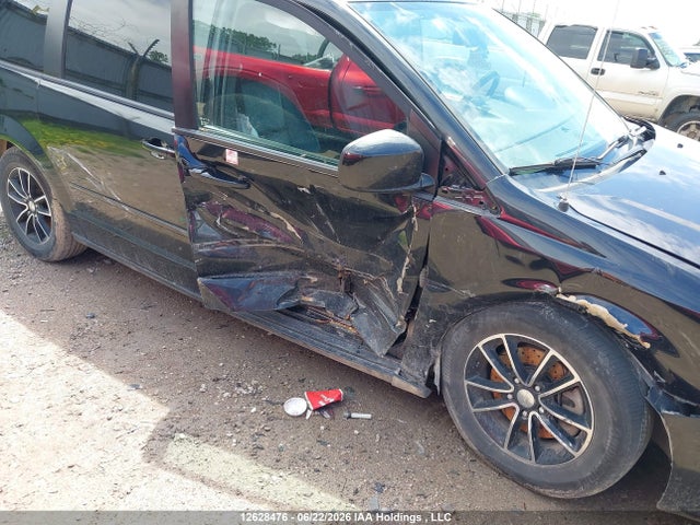 12628476 :رقم المزاد ، 2C4RDGEG6FR747191 vin ، 2015 Dodge Grand Caravan R/t مزاد بيع