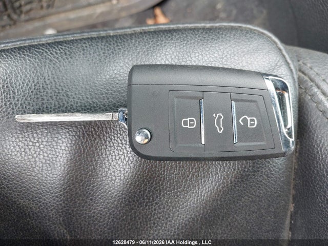 WVWHD8AH6EV001285 Volkswagen Eos Highline