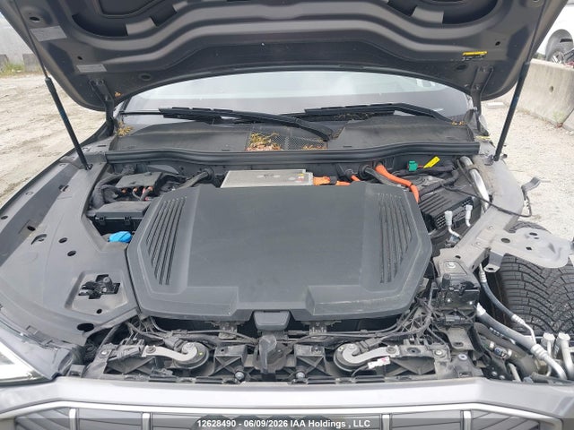 Audi E-tron Prestige 2019 WA1VABGE1KB024258 Image 10