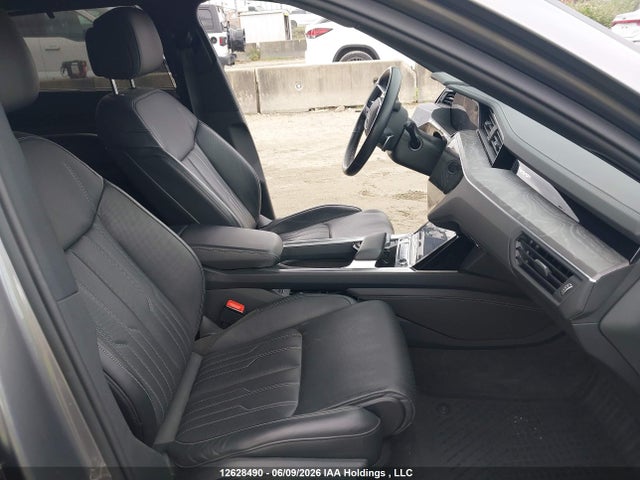 Audi E-tron Prestige 2019 WA1VABGE1KB024258 Image 5