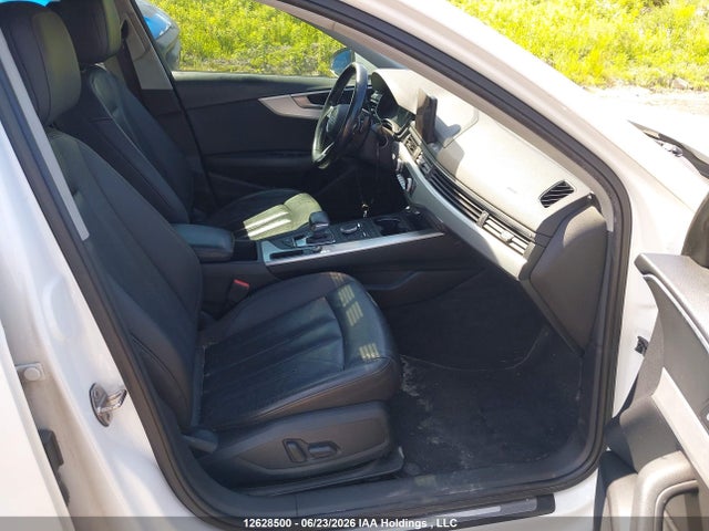 12628500 :رقم المزاد ، WAUGMAF46HN040744 vin ، 2017 Audi A4 مزاد بيع