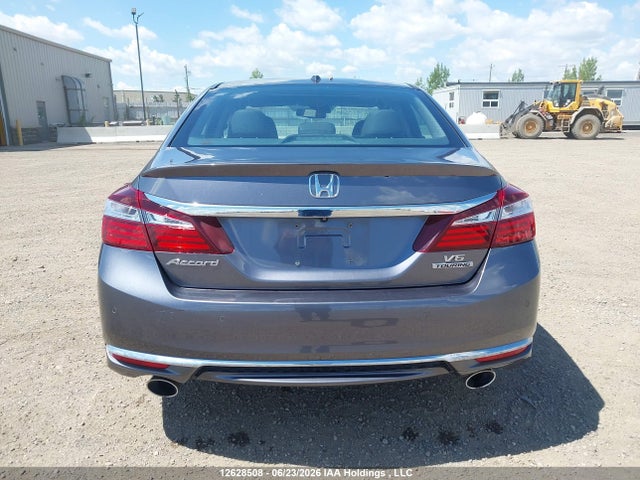 Продаж на аукціоні авто 2017 Honda Accord Touring, vin: 1HGCR3F94HA800978, номер лоту: 12628508