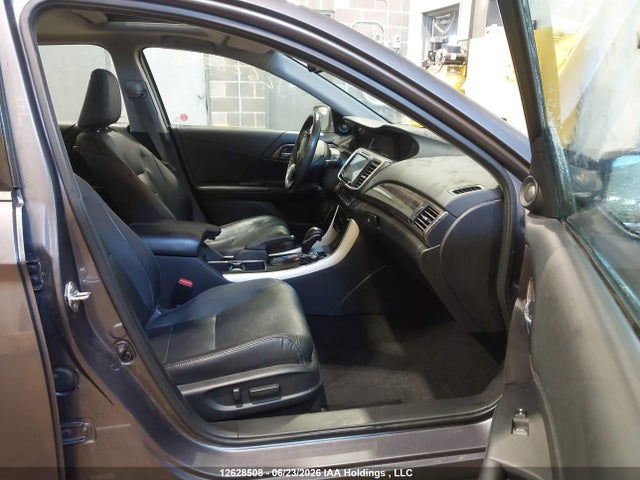 Продаж на аукціоні авто 2017 Honda Accord Touring, vin: 1HGCR3F94HA800978, номер лоту: 12628508