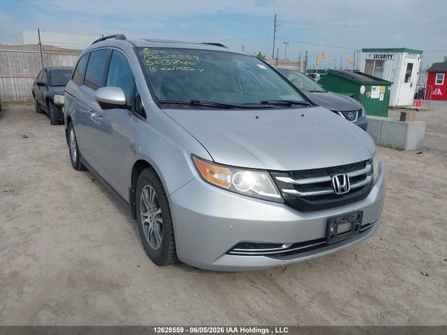 2015 Honda Odyssey Exl მანქანა იყიდება აუქციონზე, vin: 5FNRL5H62FB503740, აუქციონის ნომერი: 12628559