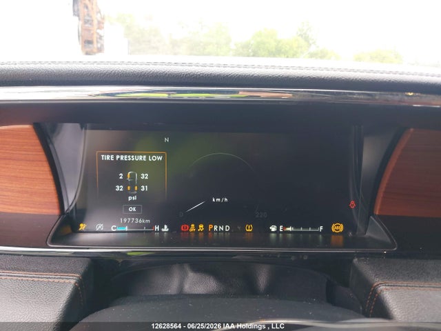 2019 Lincoln Navigator L Reserve მანქანა იყიდება აუქციონზე, vin: 5LMJJ3LT2KEL25711, აუქციონის ნომერი: 12628564