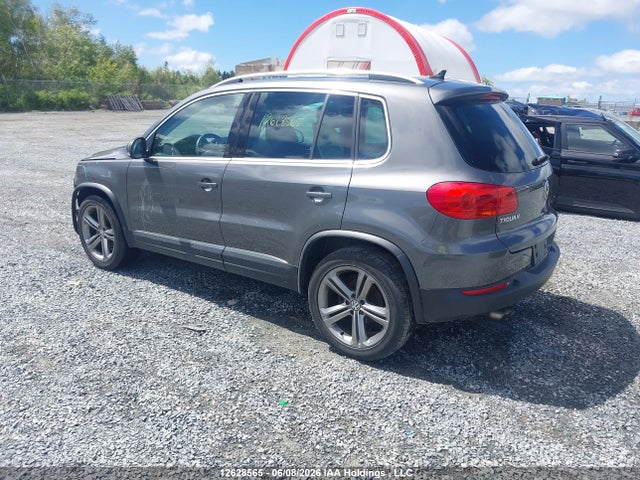 Продажа на аукционе авто 2017 Volkswagen Tiguan Highline, vin: WVGLV7AX7HK035424, номер лота: 12628565