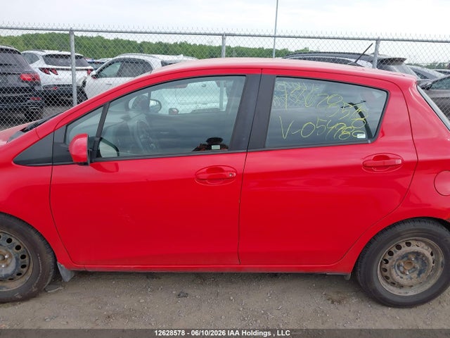 Toyota Yaris 2015 VNKKTUD31FA054980 Image 15