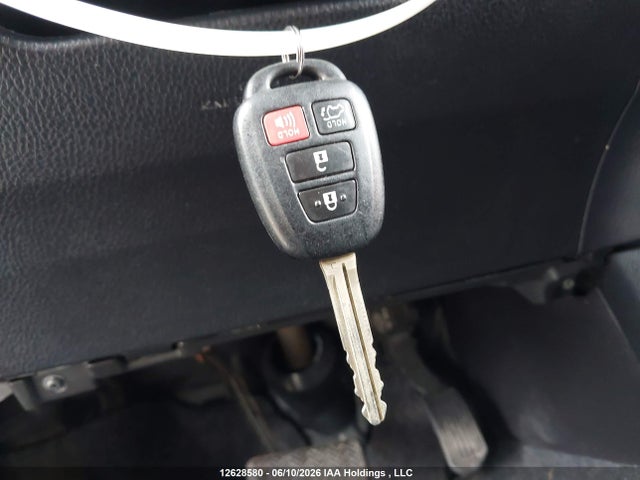 2016 Toyota Rav4 Xle მანქანა იყიდება აუქციონზე, vin: 2T3WFREVXGW249882, აუქციონის ნომერი: 12628580
