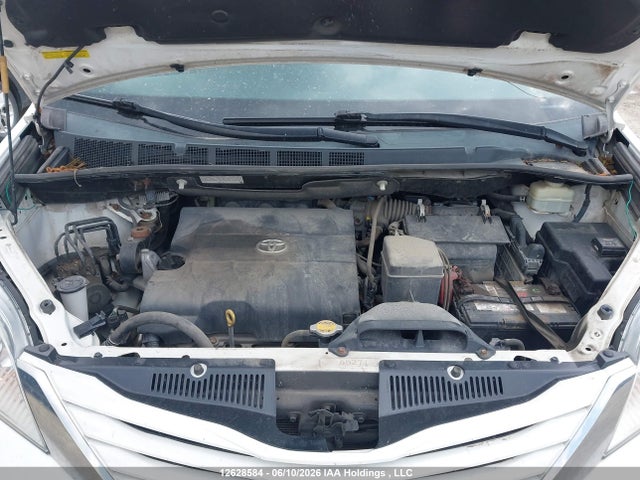 Aukcja sprzedaży 2015 Toyota Sienna Le V6, vin: 5TDKK3DC6FS607812, numer aukcji: 12628584