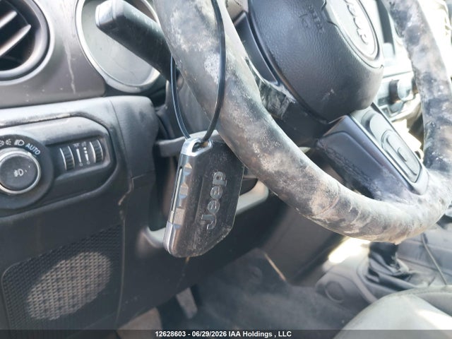 12628603 :رقم المزاد ، 1C4HJXDNXJW220341 vin ، 2018 Jeep Wrangler Unlimited Sport مزاد بيع