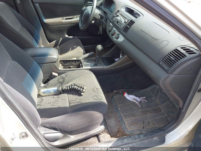 2003 Toyota Camry Le/se/xle მანქანა იყიდება აუქციონზე, vin: JTDBE32K430188200, აუქციონის ნომერი: 12628615