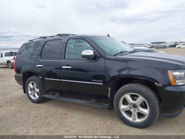 2013 Chevrolet Tahoe Ltz მანქანა იყიდება აუქციონზე, vin: 1GNSKCE08DR159757, აუქციონის ნომერი: 12610379
