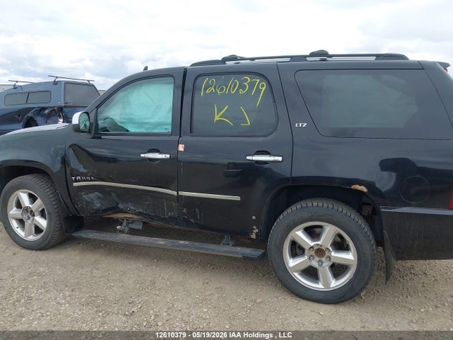 2013 Chevrolet Tahoe Ltz მანქანა იყიდება აუქციონზე, vin: 1GNSKCE08DR159757, აუქციონის ნომერი: 12610379