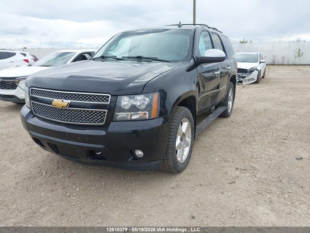 2013 Chevrolet Tahoe Ltz მანქანა იყიდება აუქციონზე, vin: 1GNSKCE08DR159757, აუქციონის ნომერი: 12610379