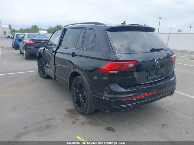 2022 Volkswagen Tiguan Comfortline R-line Black Edition მანქანა იყიდება აუქციონზე, vin: 3VV8B7AX4NM057972, აუქციონის ნომერი: 12628695