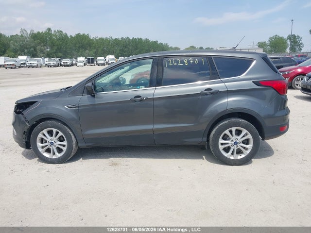 Ford Escape 2019 1FMCU0GD7KUB68378 Image 14