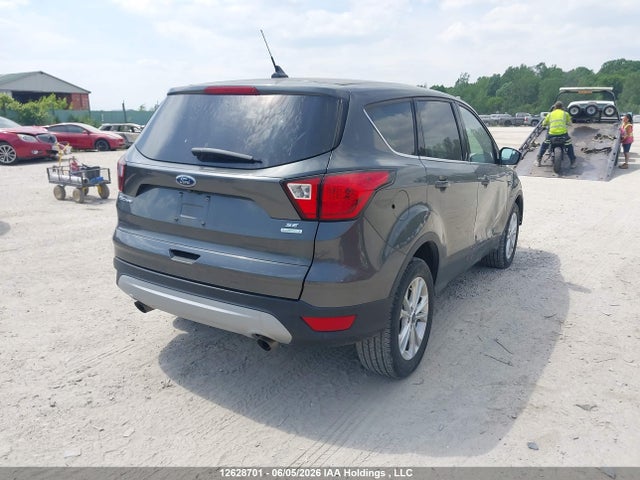 Ford Escape 2019 1FMCU0GD7KUB68378 Image 4
