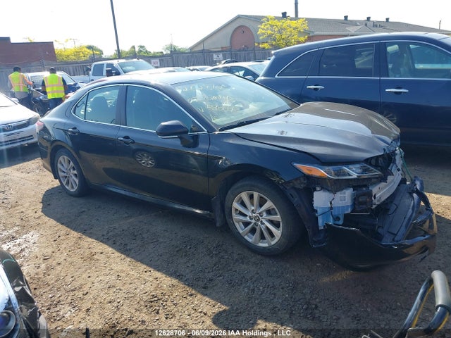Продаж на аукціоні авто 2022 Toyota Camry Le, vin: 4T1C31AK5NU590542, номер лоту: 12628706