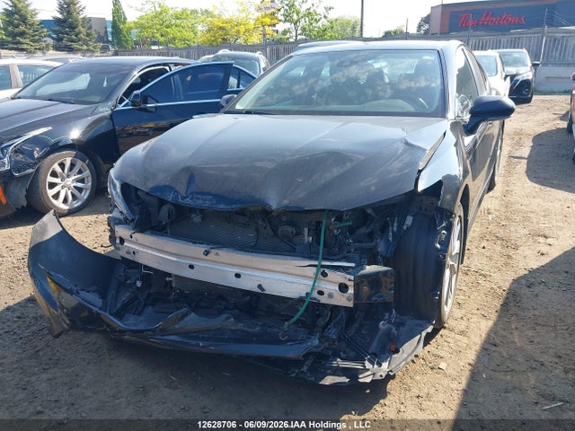 Продаж на аукціоні авто 2022 Toyota Camry Le, vin: 4T1C31AK5NU590542, номер лоту: 12628706