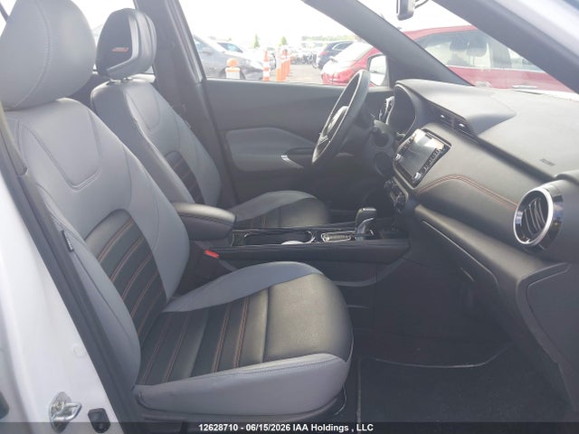 3N1CP5DV0RL556923 Nissan KICKS SR