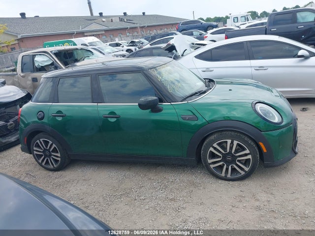Mini 5 Door Cooper S 2023 WMW53DK06P2S92623 Image 14