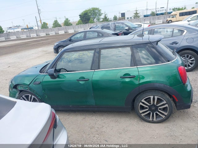 Mini 5 Door Cooper S 2023 WMW53DK06P2S92623 Image 15