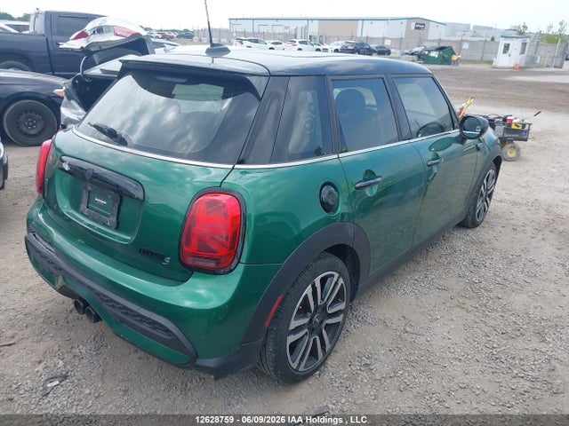 Mini 5 Door Cooper S 2023 WMW53DK06P2S92623 Image 4