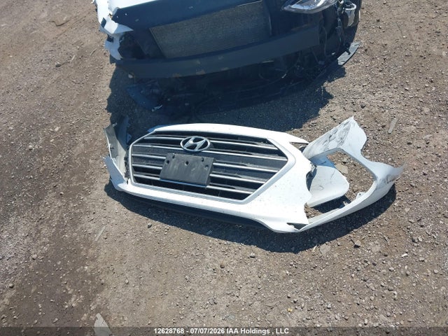 KMHD84LF2HU209810 Hyundai Elantra