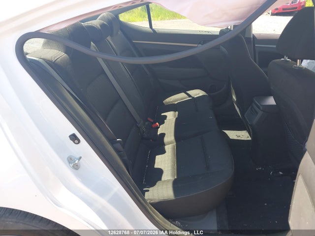 KMHD84LF2HU209810 Hyundai Elantra