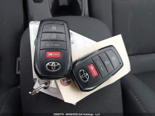5YFB4MDE6RP147923 Toyota COROLLA LE