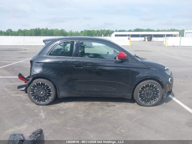 Fiat 500 E Red 2024 ZFAFFAA41RX221876 Image 14