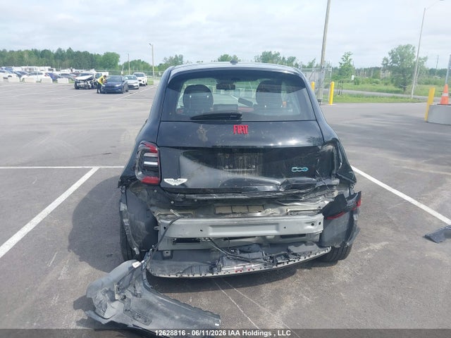 Fiat 500 E Red 2024 ZFAFFAA41RX221876 Image 17
