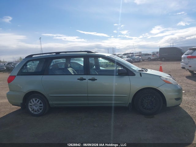 2007 Toyota Sienna Ce მანქანა იყიდება აუქციონზე, vin: 5TDZK29C57S056226, აუქციონის ნომერი: 12628842