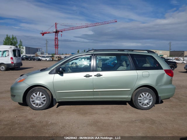 2007 Toyota Sienna Ce მანქანა იყიდება აუქციონზე, vin: 5TDZK29C57S056226, აუქციონის ნომერი: 12628842