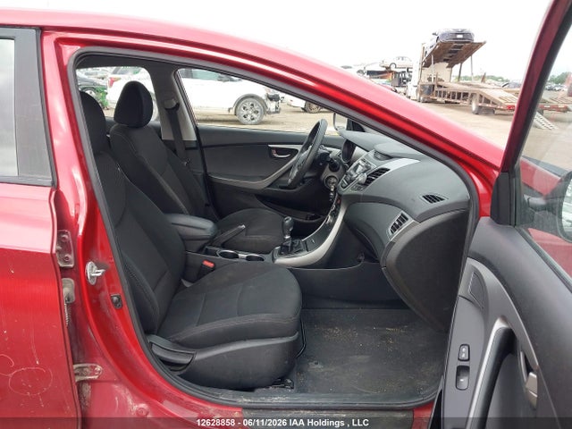 2016 Hyundai Elantra Gl მანქანა იყიდება აუქციონზე, vin: 5NPDH4AE0GH674111, აუქციონის ნომერი: 12628858