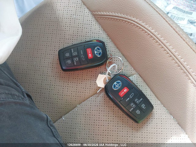 12628859 :رقم المزاد ، 5TDGSKFCXRS127239 vin ، 2024 Toyota Sienna Limited 7-passenger مزاد بيع