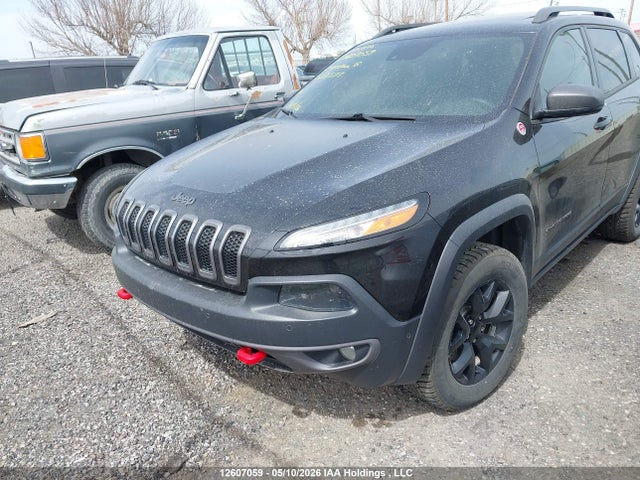 12607059 :رقم المزاد ، 1C4PJMBS5FW558577 vin ، 2015 Jeep Cherokee Trailhawk مزاد بيع