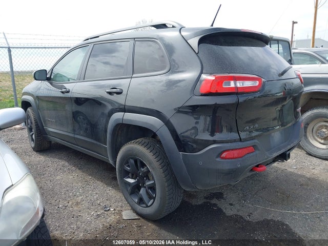 12607059 :رقم المزاد ، 1C4PJMBS5FW558577 vin ، 2015 Jeep Cherokee Trailhawk مزاد بيع