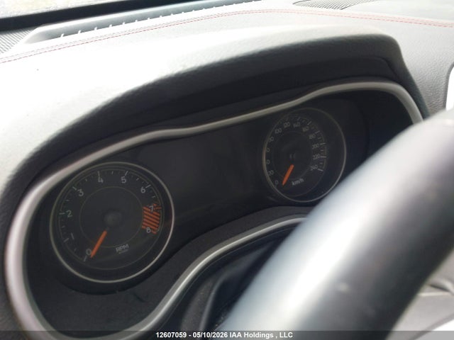 12607059 :رقم المزاد ، 1C4PJMBS5FW558577 vin ، 2015 Jeep Cherokee Trailhawk مزاد بيع