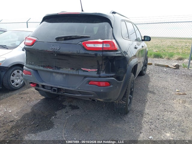 12607059 :رقم المزاد ، 1C4PJMBS5FW558577 vin ، 2015 Jeep Cherokee Trailhawk مزاد بيع
