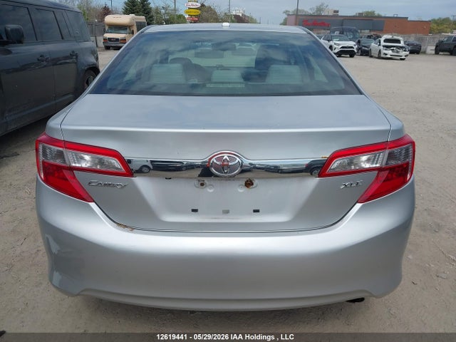 2012 Toyota Camry Xle მანქანა იყიდება აუქციონზე, vin: 4T1BF1FK8CU164661, აუქციონის ნომერი: 12619441