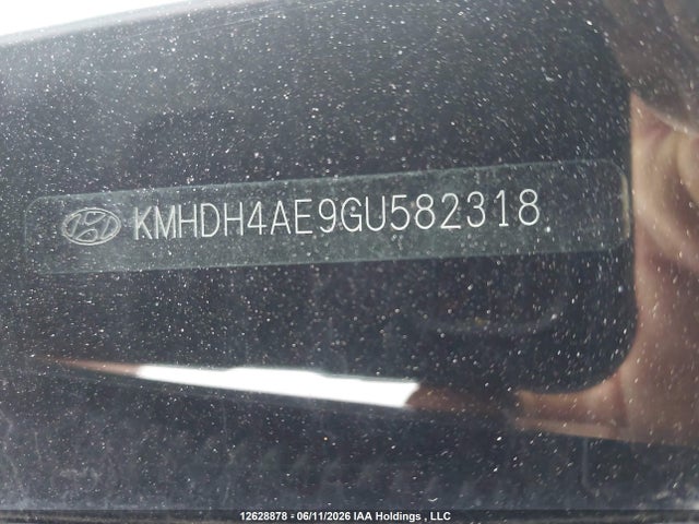12628878 :رقم المزاد ، KMHDH4AE9GU582318 vin ، 2016 Hyundai Elantra مزاد بيع
