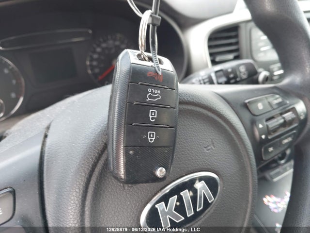 2017 Kia Sorento 2.4l Lx მანქანა იყიდება აუქციონზე, vin: 5XYPG4A3XHG316053, აუქციონის ნომერი: 12628879